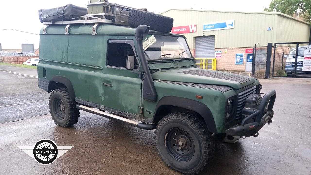 Lot 288 - 2000 LAND ROVER DEFENDER 110 TD5