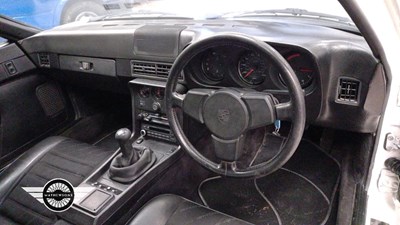 Lot 218 - 1984 PORSCHE 924