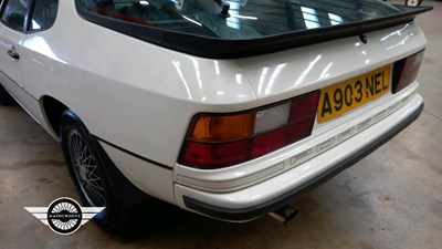 Lot 218 - 1984 PORSCHE 924