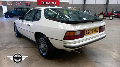 Lot 218 - 1984 PORSCHE 924