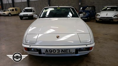 Lot 218 - 1984 PORSCHE 924