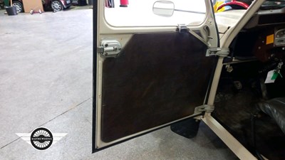 Lot 226 - 1976 CITROEN AK400 2CV VAN