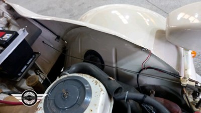 Lot 226 - 1976 CITROEN AK400 2CV VAN