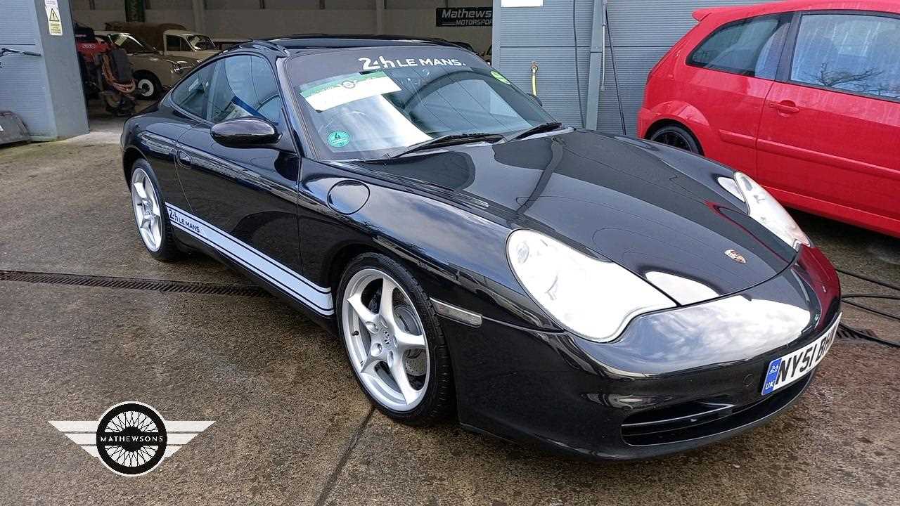 Lot 418 - 2001 PORSCHE 911 CARRERA 2 TIPTRONICS