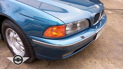 Lot 264 - 1999 BMW 528I SE AUTO