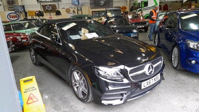 Lot 322 - 2017 MERCEDES-BENZ E 300 AMG LINE PREMIUM +