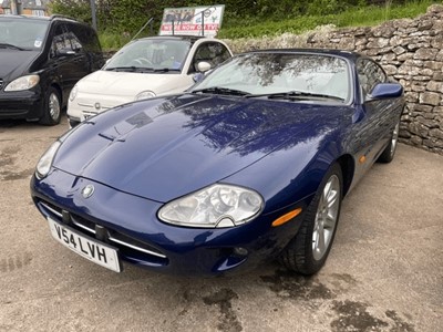 Lot 503 - 1999 JAGUAR XK8