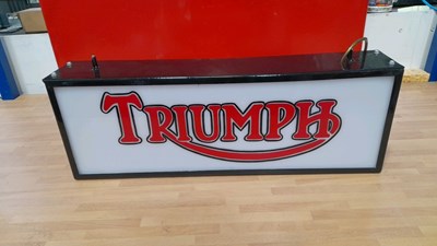 Lot 59 - TRIUMPH , DOUBLE SIDED LIGHT UP SIGN 25" X 9"