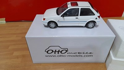 Lot 23 - FORD FIESTA XR2i 1995 IN WHITE, 1.18 SCALE MODEL BY OTTO MODELS