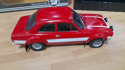 Lot 363 - MK1 FORD ESCORT, 1.18 SCALE MODEL BY TRIPLE 9