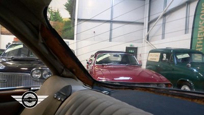 Lot 426 - 1973 JAGUAR XJ6 SERIES ONE