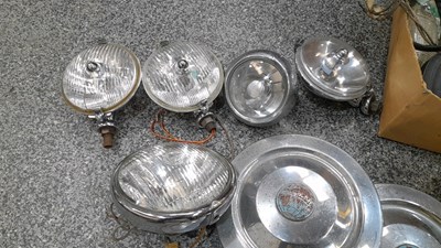 Lot 123 - SELECTION OF LIGHTS, HORNS & TRIUMPH WHEEL HUB CAPS