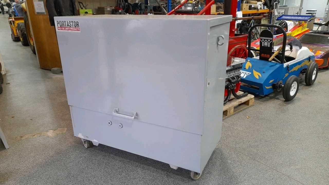 Lot 643 - PORTASTOR HIGH SECURITY TOOL/PLANT VAULT