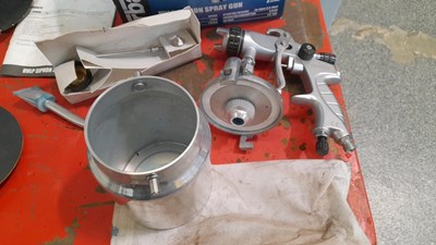 Lot 693 - ERBAUER HVLP SYPHON SPRAY GUP + 6" DUAL ACTION AIR SANDER