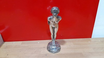 Lot 37 - HILLMAN MINX BONNET FIGURE