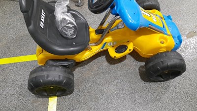 Lot 731 - PAIR OF BATTERY POWERED CHILDS GO CARTS - ALL PROCEEDS TO CHARITY
