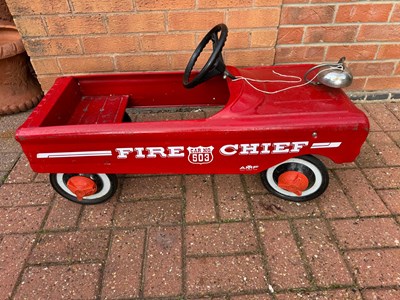 Lot 555 - FIRE CHIEF PEDAL CAR