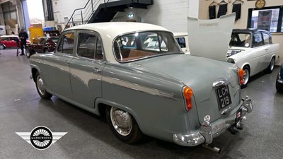 Lot 464 - 1957 AUSTIN WESTMINSTER A105