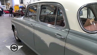 Lot 464 - 1957 AUSTIN WESTMINSTER A105