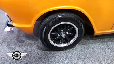 Lot 476 - 1965 FORD CORTINA DE LUXE