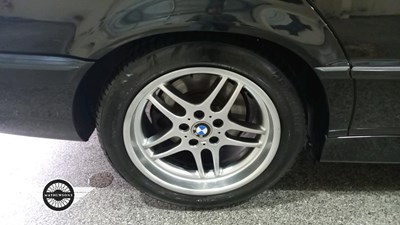 Lot 746 - 2001 BMW 728 SPORT AUTO