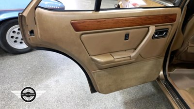 Lot 560 - 1982 FORD GRANADA GHIA AUTO