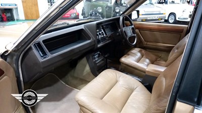 Lot 560 - 1982 FORD GRANADA GHIA AUTO