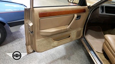 Lot 560 - 1982 FORD GRANADA GHIA AUTO