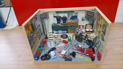 Lot 425 - HAND MADE DIORAMA OF THE MATHEWSON'S AUCTION - ALL PROCEEDS TO CHARITY