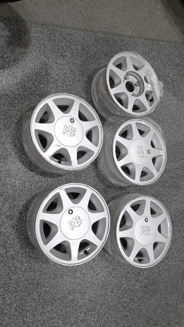 Lot 51 - 5 X FORD RS ALLOY WHEEL RIMS