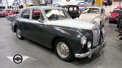 Lot 570 - 1958 MG MAGNETTE