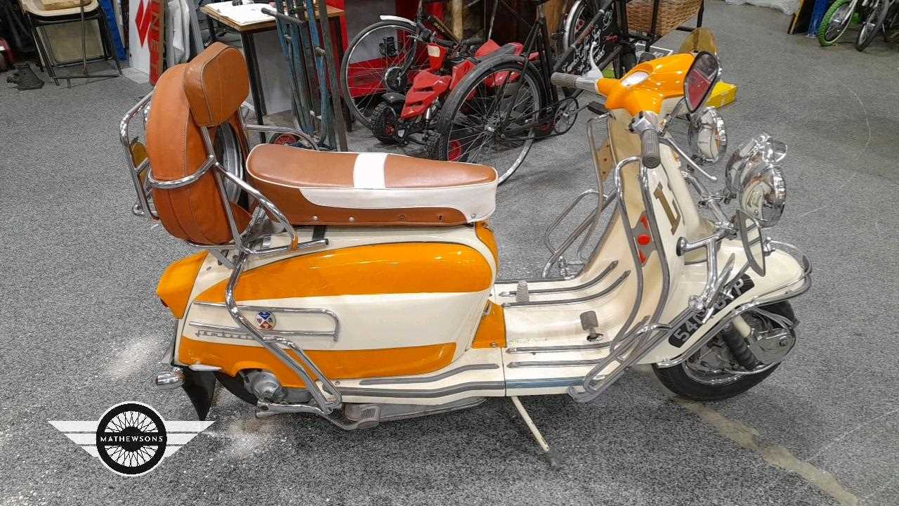 Lot 8 - 1962 LAMBRETTA LI 125