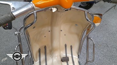 Lot 8 - 1962 LAMBRETTA LI 125