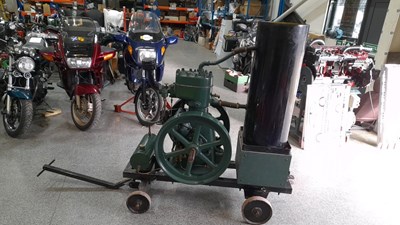 Lot 75 - LISTER BARN ENGINE