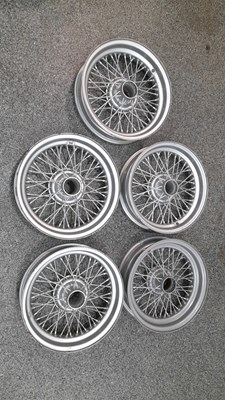 Lot 867 - 5 x 16" WIRE WHEELS 42MM HUBS FITS MG T SERIES