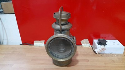 Lot 553 - OLD BRASS POWELL & HAMMER BIRMINGHAM CAR LIGHT OIL LAMP