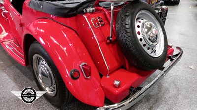 Lot 692 - 1952 MG TD