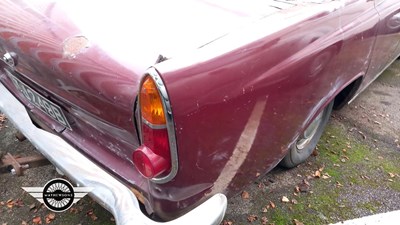 Lot 318 - 1964 FORD ZEPHYR V4