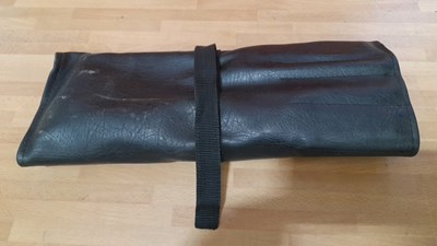 Lot 707 - ORIGINAL PORSCHE 911 SC TOOL KIT