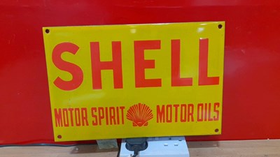 Lot 659 - SHELL MOTOR SPIRIT ENAMEL SIGN 14" X 9.5"