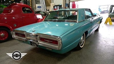 Lot 682 - 1964 FORD THUNDERBIRD