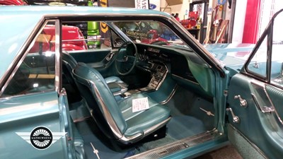 Lot 682 - 1964 FORD THUNDERBIRD