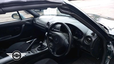 Lot 774 - 1999 MAZDA MX-5