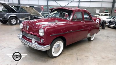 Lot 830 - 1955 VAUXHALL WYVERN