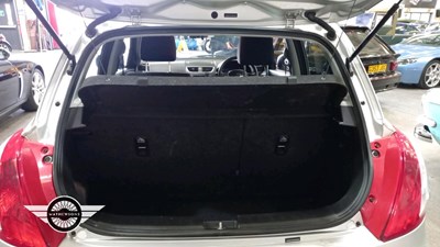 Lot 690 - 2014 SUZUKI SWIFT SZ3 4X4