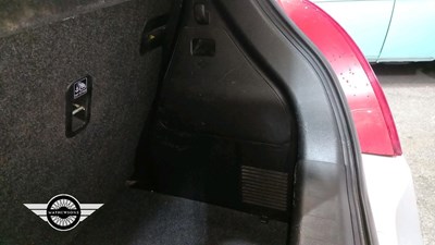 Lot 690 - 2014 SUZUKI SWIFT SZ3 4X4