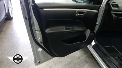 Lot 690 - 2014 SUZUKI SWIFT SZ3 4X4