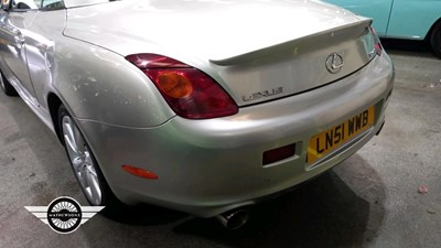 Lot 880 - 2001 LEXUS SC 430