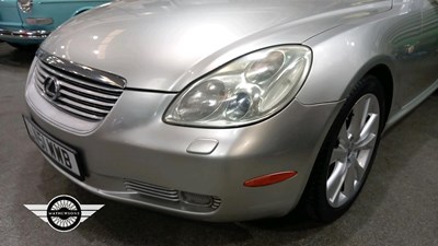 Lot 880 - 2001 LEXUS SC 430