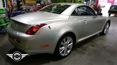 Lot 880 - 2001 LEXUS SC 430